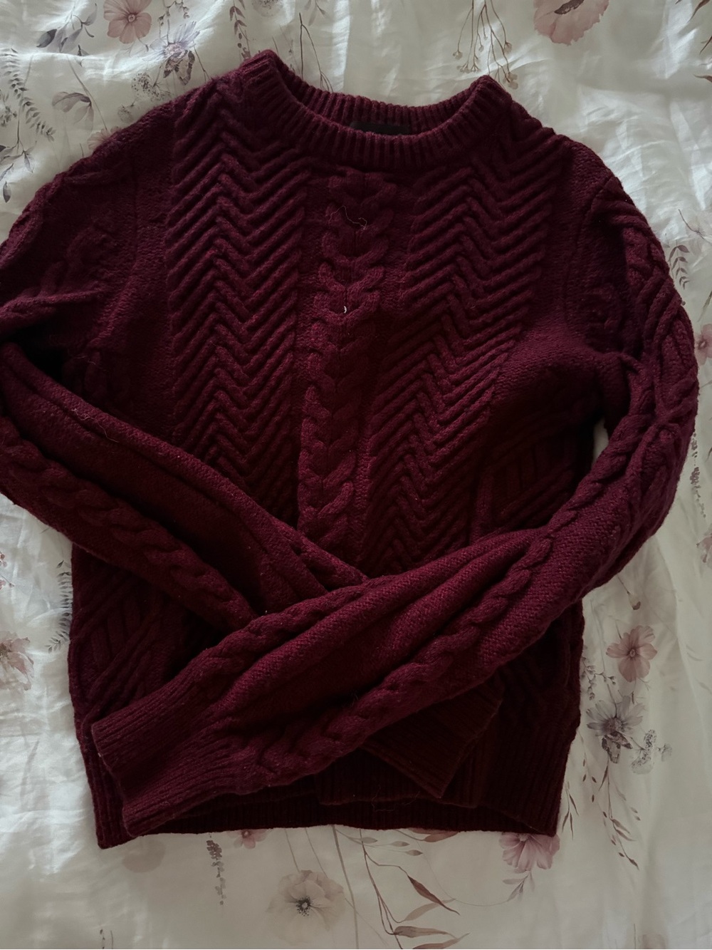 Theory Cable Knit Crew Neck Sweater - Burgundy